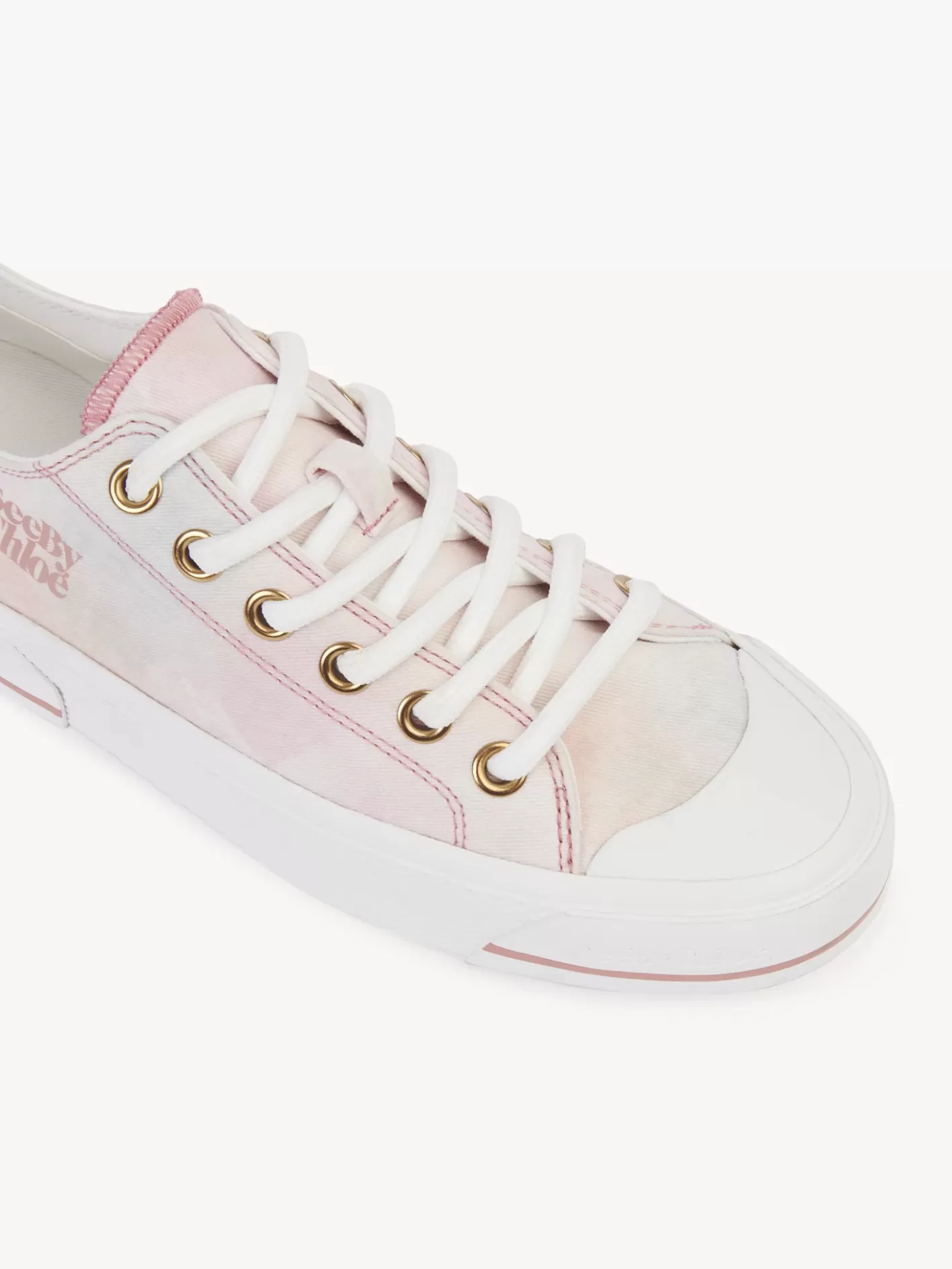 Shop Chloé Aryana Sneaker