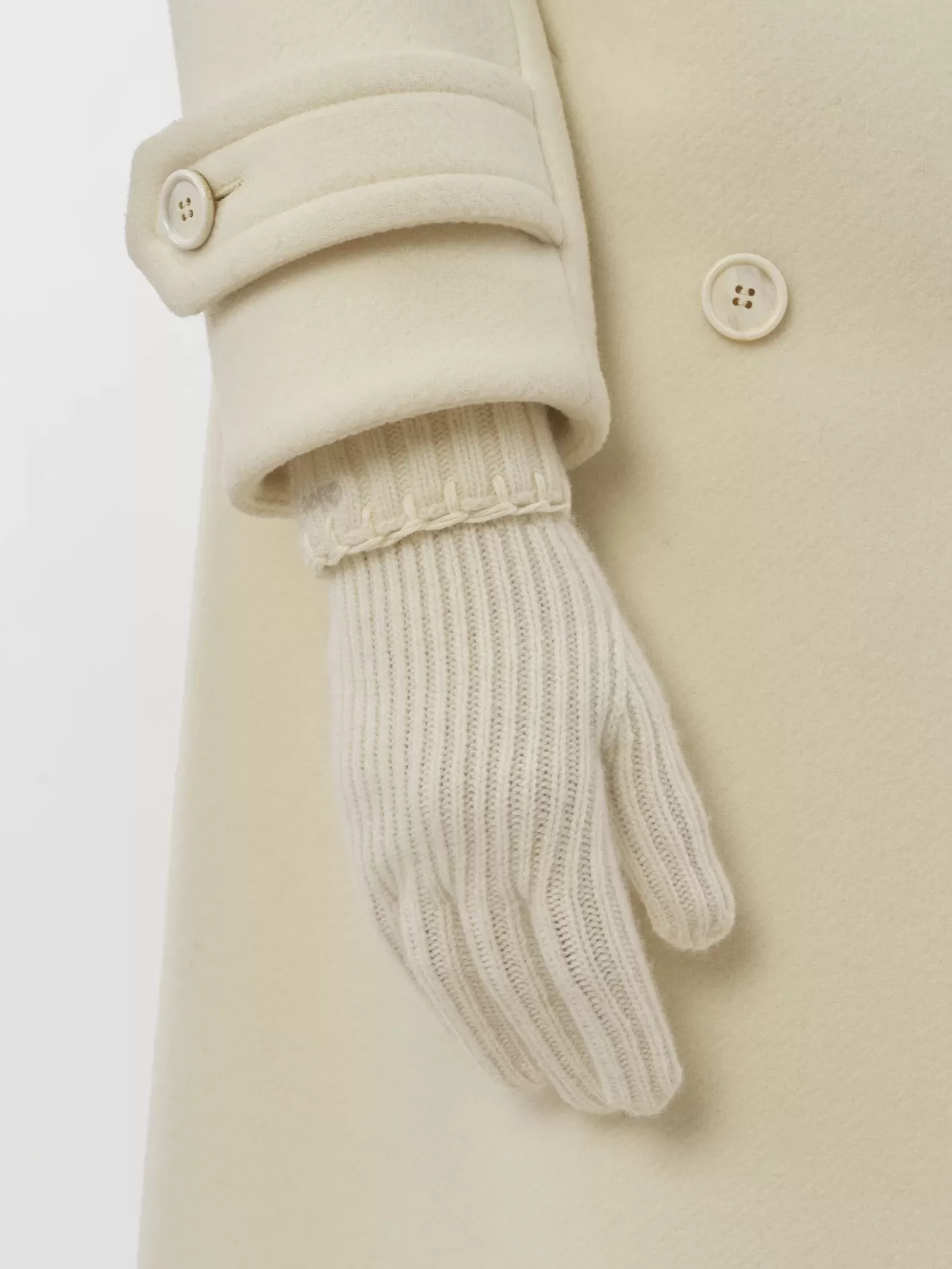 Discount Chloé Ribbed Knit Gloves