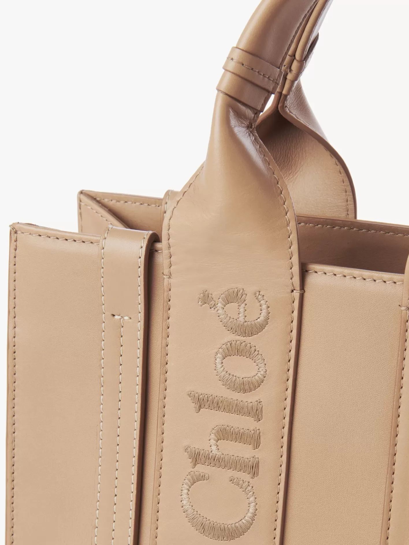 Cheap Chloé Small Woody Tote Bag