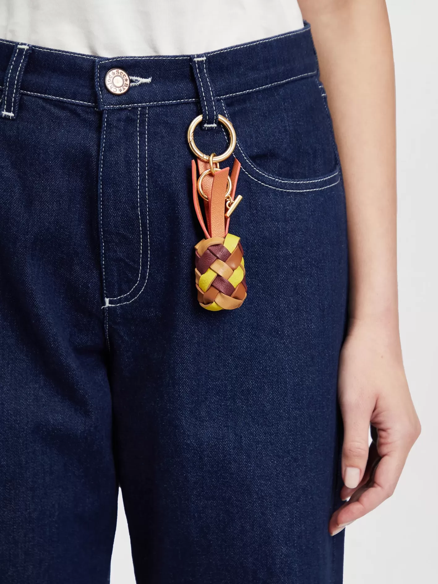 Cheap Chloé Woven Pineapple Key Ring